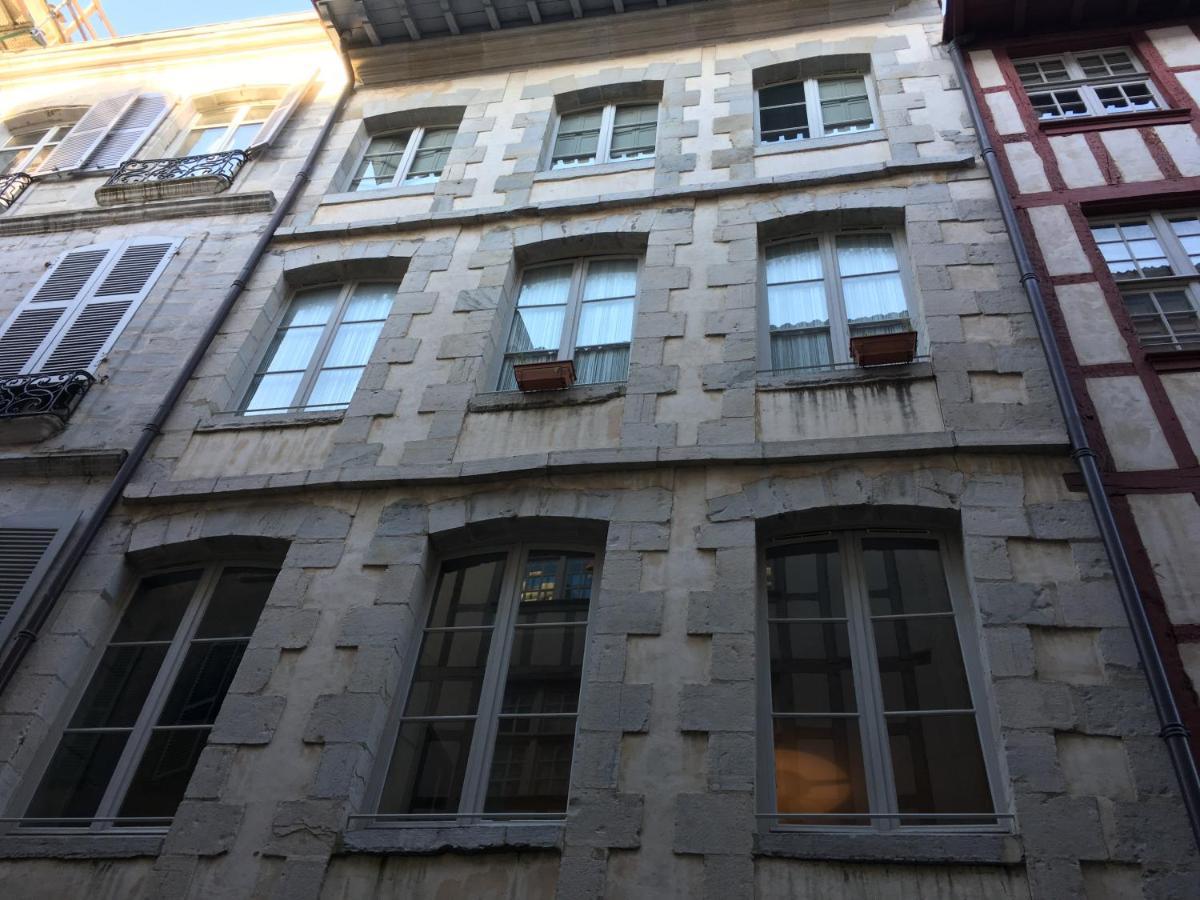Bayonne En Plein Coeur Centre Historique 2 Chambres Eksteriør bilde